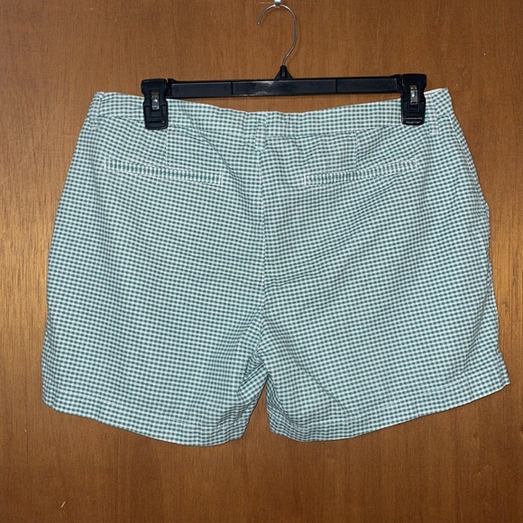 •OLD NAVY•GREEN GINGHAM HIGH WAISTED 5" INSEAM MIDI LENGTH SHORTS SIZE 12 - Picture 3 of 9